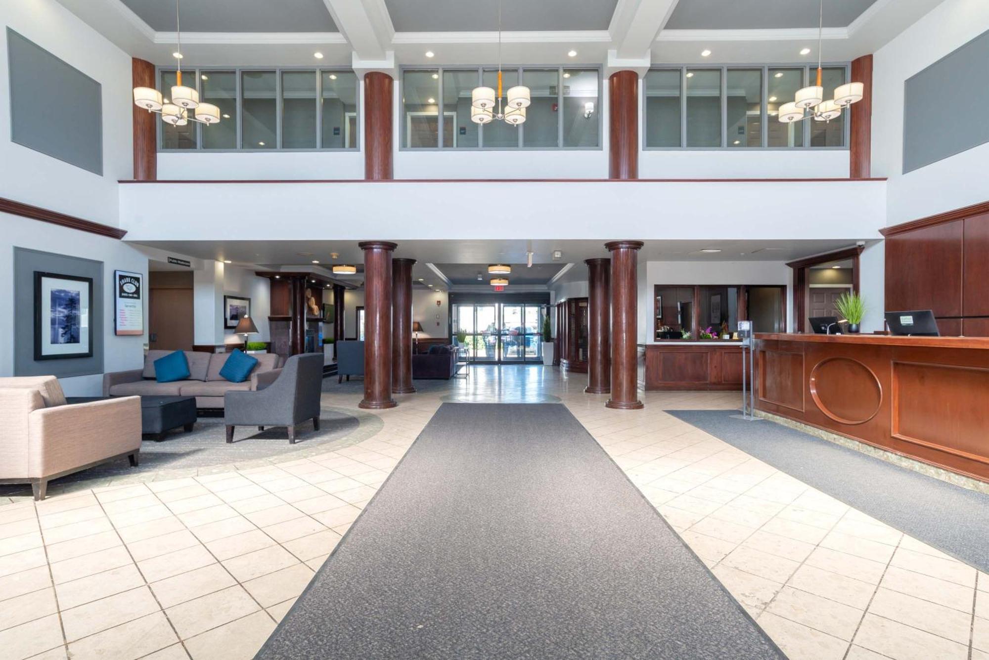 Sandman Hotel Saskatoon Buitenkant foto