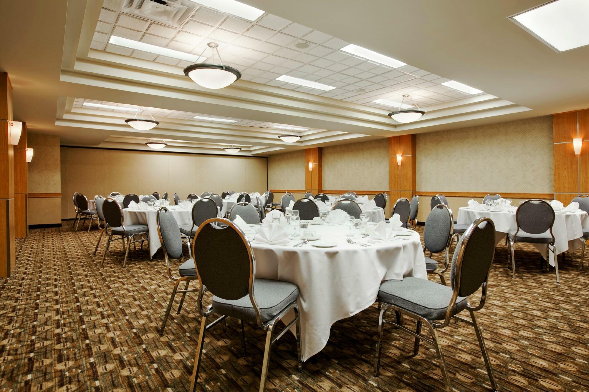 Sandman Hotel Saskatoon Buitenkant foto